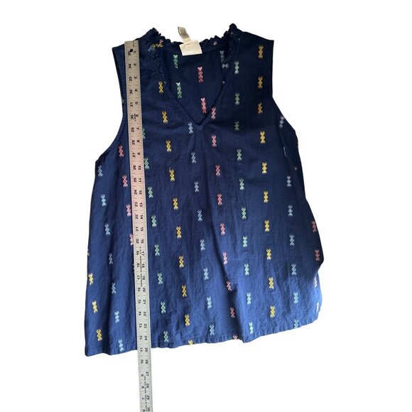 St. Johns Bay Womens Sleeveless Navy Top M Multicolor Embroidered Pattern - Picture 6 of 6